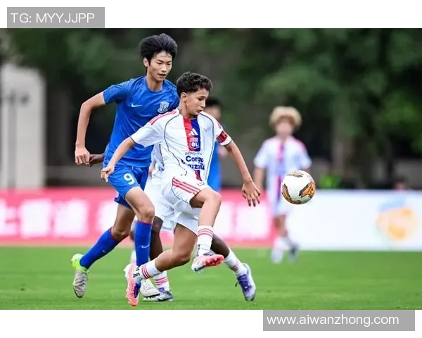 杭州足球队在邀请赛中的实力展现与战术分析 杭州足球队在邀请赛中的实力展现与战术分析