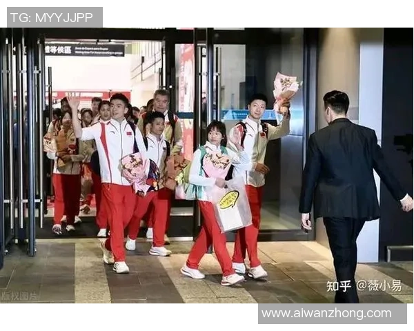 足球明星遭粉丝围堵引发热议视频曝光瞬间引发网络讨论 足球明星遭粉丝围堵引发热议视频曝光瞬间引发网络讨论